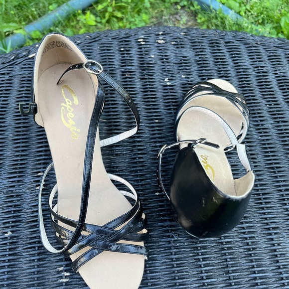 Capezio Dance Heels - Picture 4 of 5